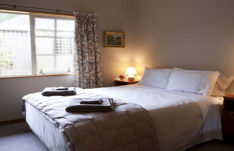 مبيت وإفطار Silver Peaks Lodge