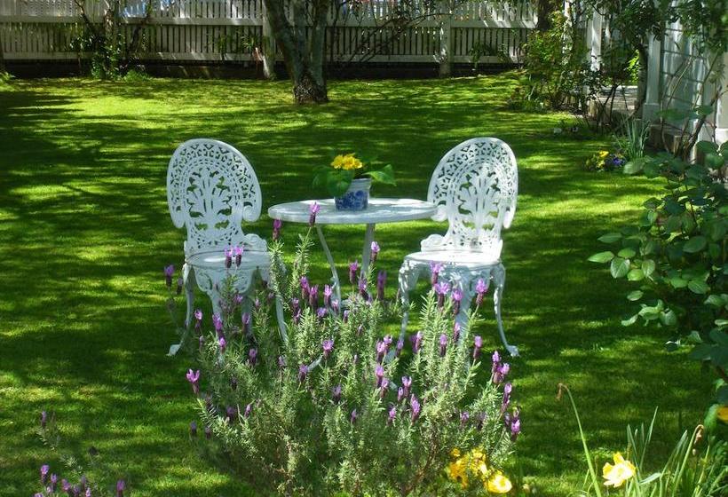 مبيت وإفطار The Saddlery