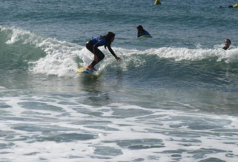 Blue Boutique Hostel & Suites