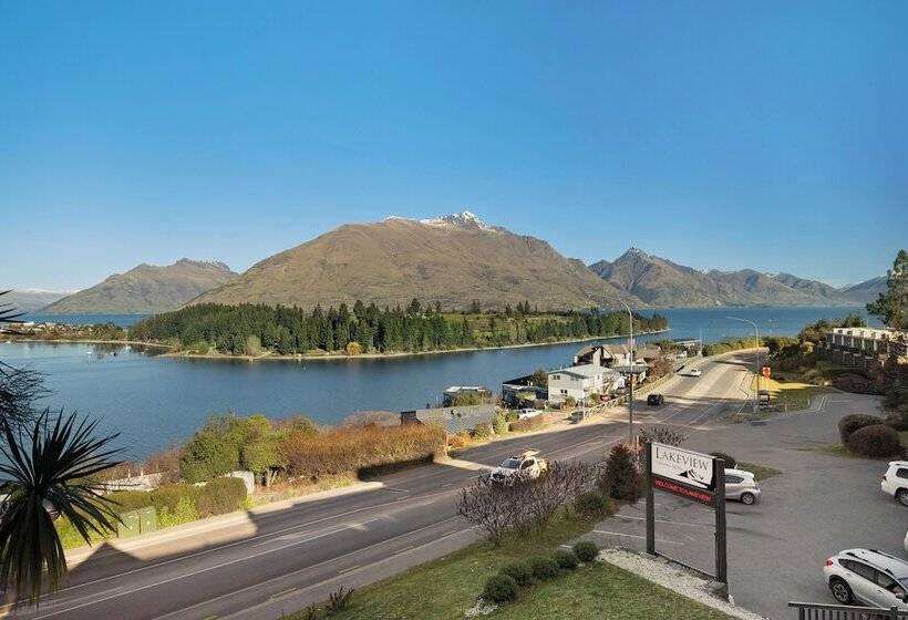 Lakeview Colonial Motel