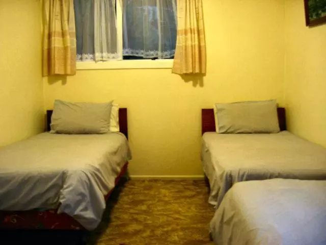 Glow Worm Motel