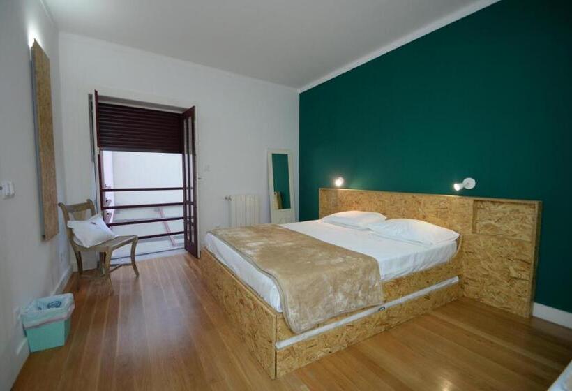Guimaraesliving   Hostel & Adventure