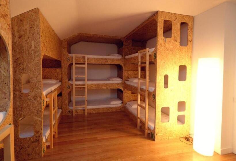 Guimaraesliving   Hostel & Adventure
