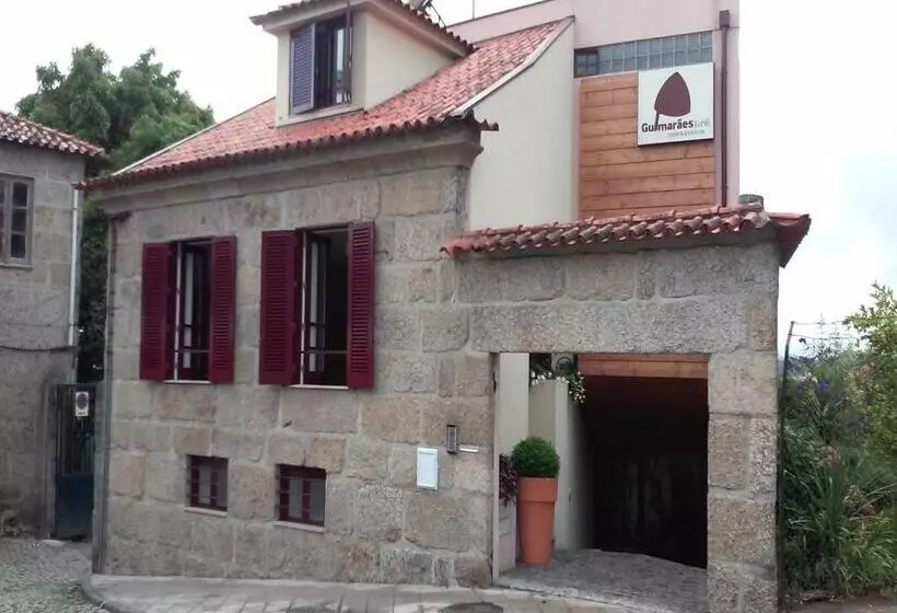 Guimaraesliving   Hostel & Adventure