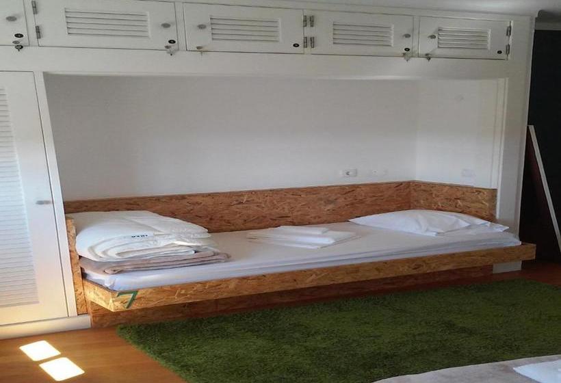 Guimaraesliving   Hostel & Adventure