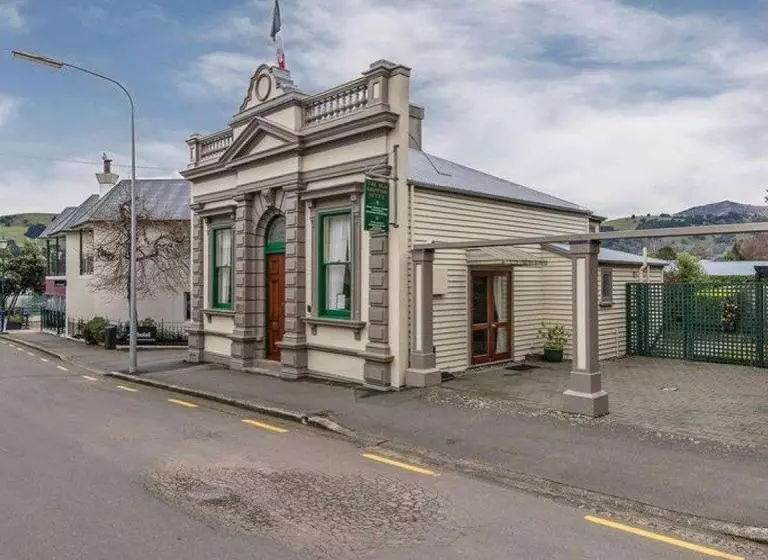 ホテル Historic Shipping Office   Akaroa
