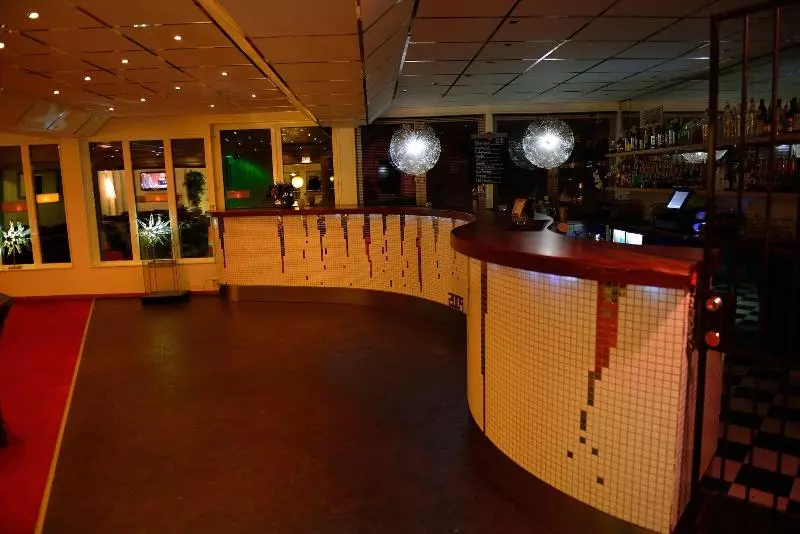 Hotelli L Wilhelmina