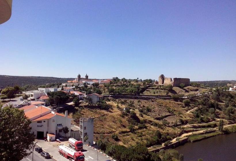 בית מלון כפרי Mirafresno