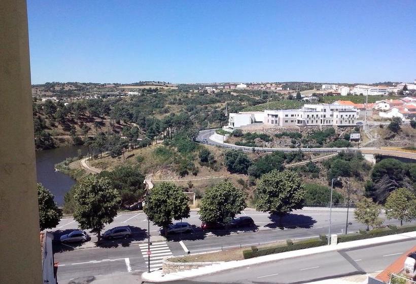 בית מלון כפרי Mirafresno