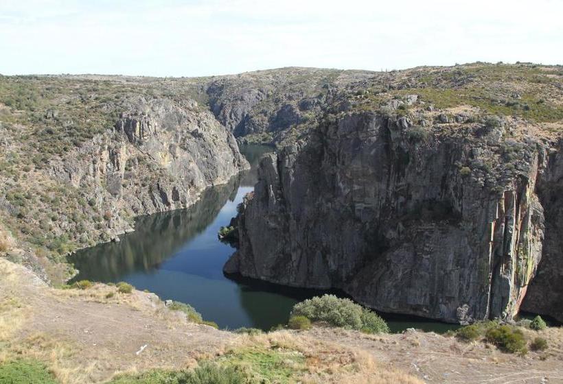 בית מלון כפרי Mirafresno