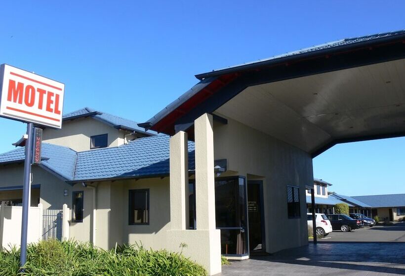 모텔 Claremonte Motor Lodge