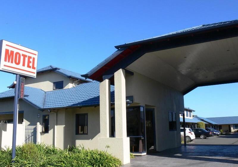 모텔 Claremonte Motor Lodge