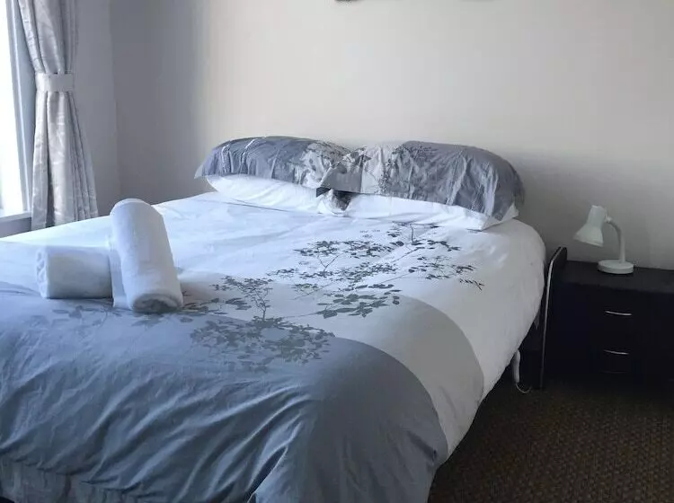 Motel On Carroll