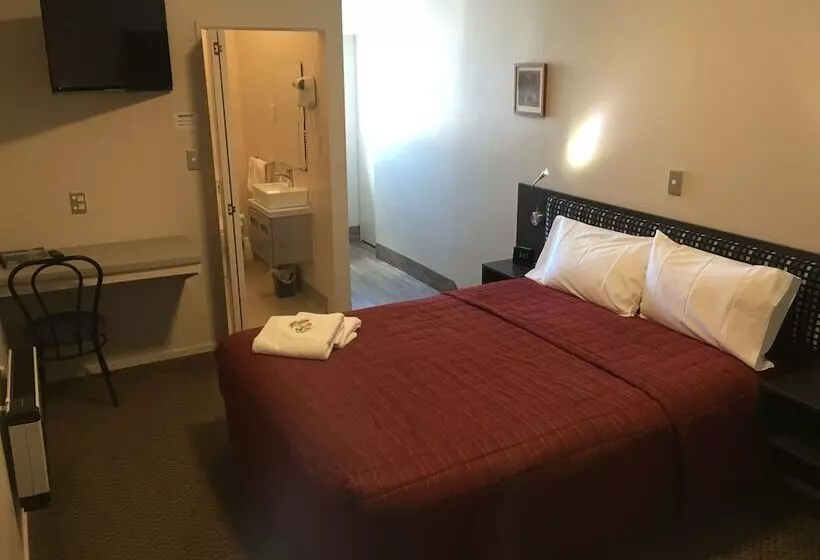 Motel On Carroll