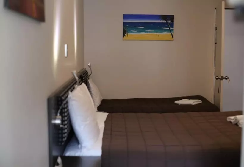 Motel On Carroll