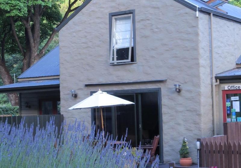 מוטל Shades Of Arrowtown