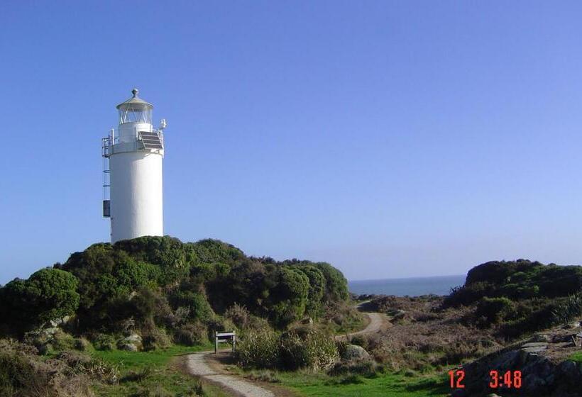 Omau Settlers Lodge Motel