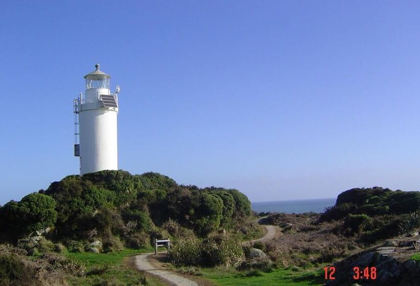 Omau Settlers Lodge Motel