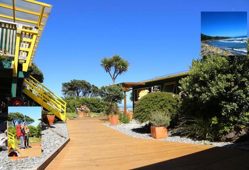Punakaiki Beach Hostel
