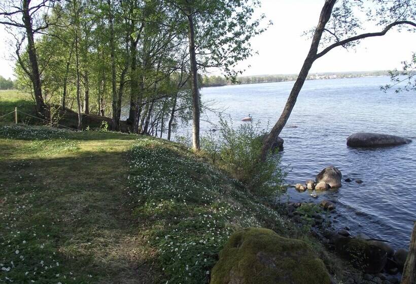 Roda Stallet Bed & Breakfast