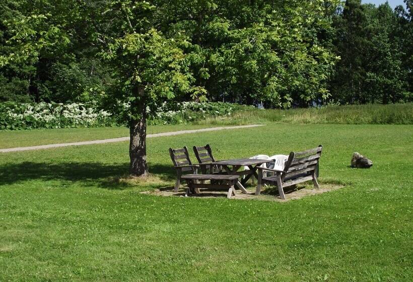 Roda Stallet Bed & Breakfast