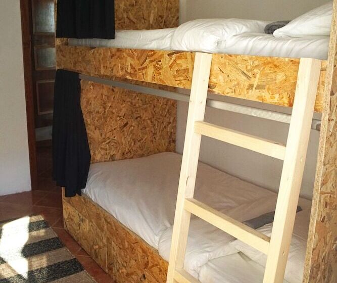 호스텔 Baleal Guesthouse