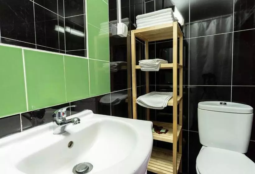 هاستل Burgos Guest House