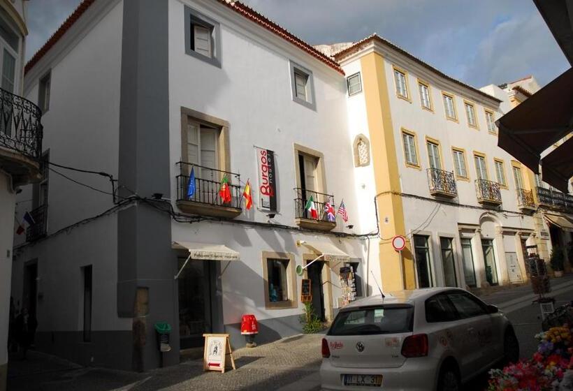 هاستل Burgos Guest House