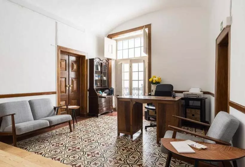 هاستل Burgos Guest House