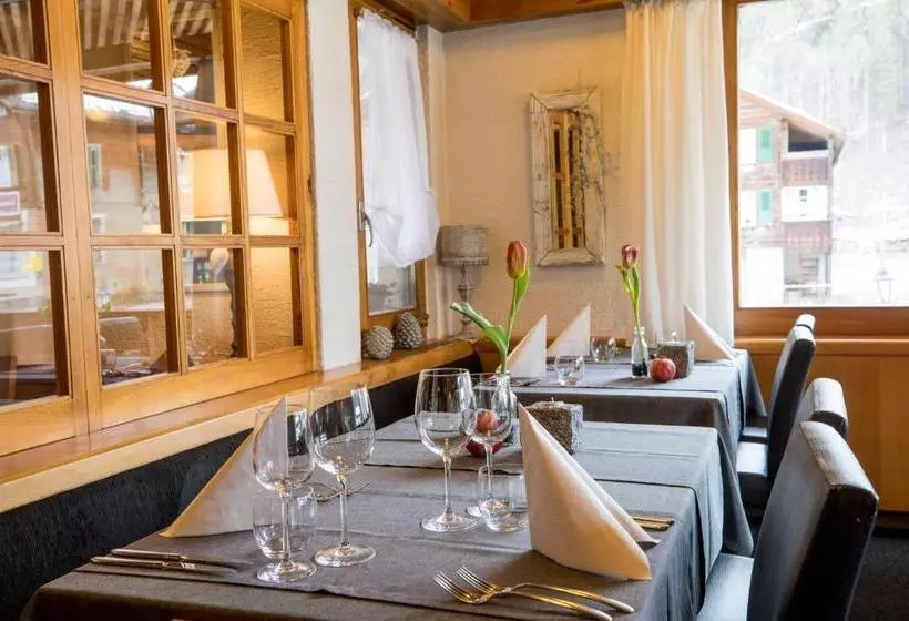 Retkeilymaja Restaurant Urweider