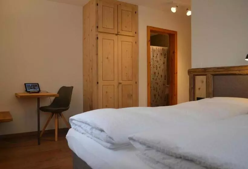 B&b Chasa Arfusch