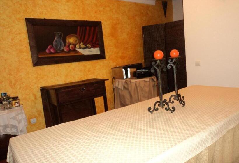 مبيت وإفطار Alojamento Pero Rodrigues