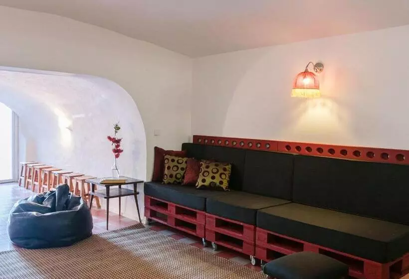 تختخواب و صبحانه Baga De Sal Wine Guesthouse