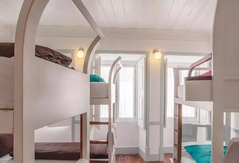 تختخواب و صبحانه Baga De Sal Wine Guesthouse