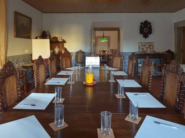 تختخواب و صبحانه Quinta Do Scoto