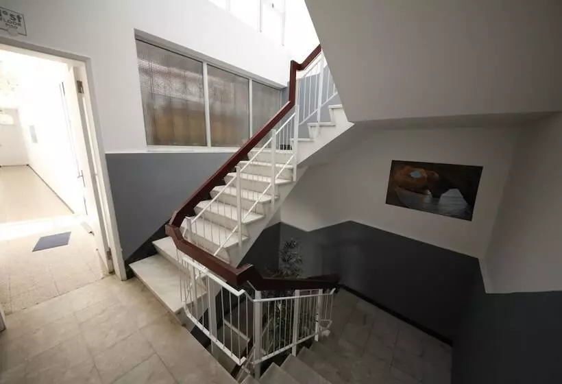 تختخواب و صبحانه The Story Guest House   Adults Only