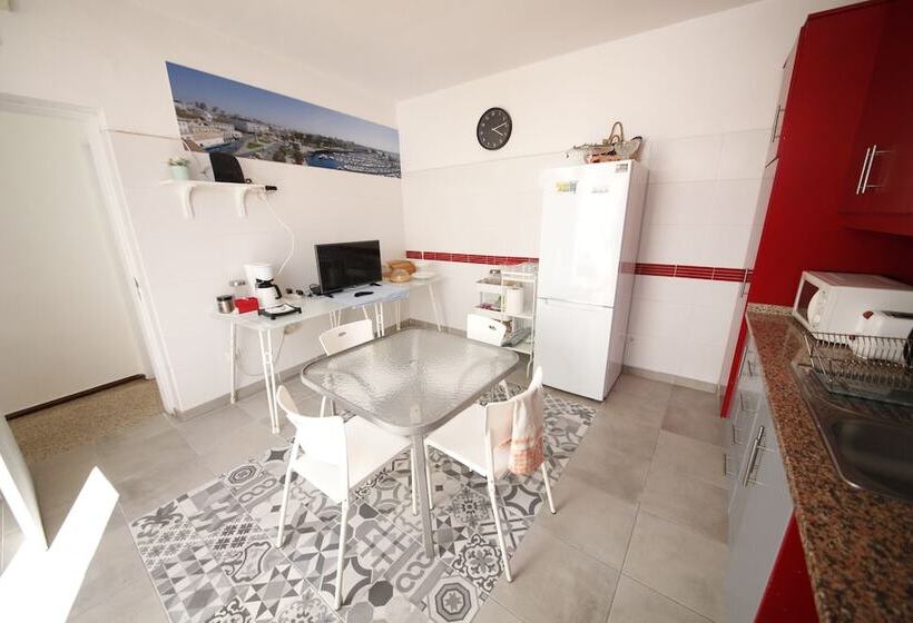 تختخواب و صبحانه The Story Guest House Adults Only