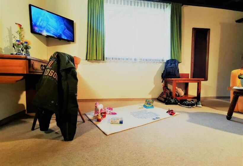 ホテル Alpenblick Leukerbad Therme