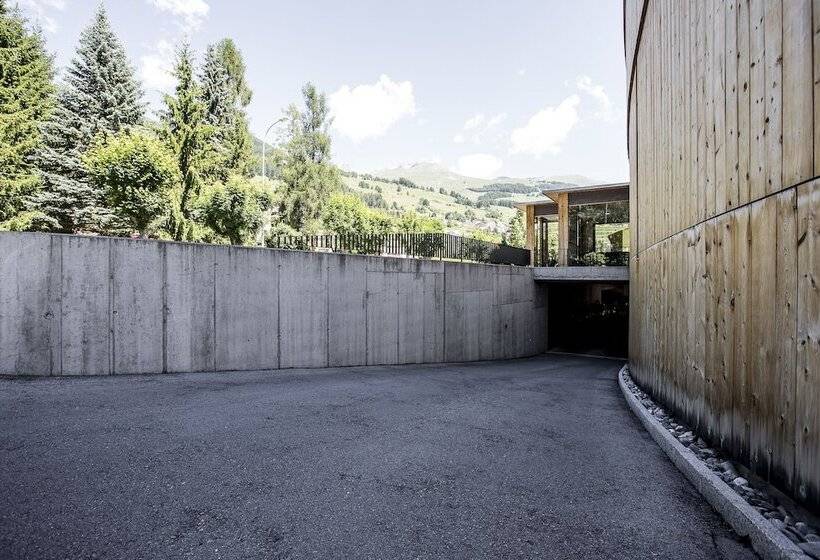 בית מלון כפרי Arnica Scuol   Adults Only