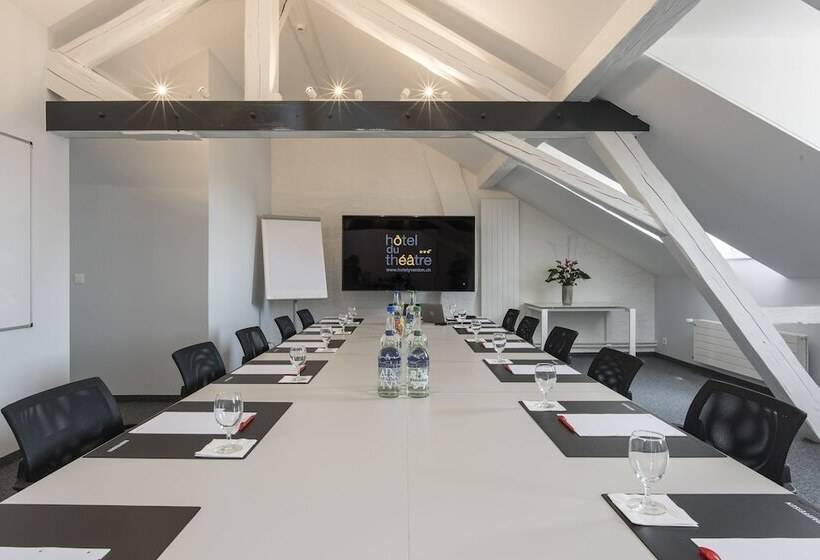 Отель Hôtel Du Théâtre, Boutique Hôtel