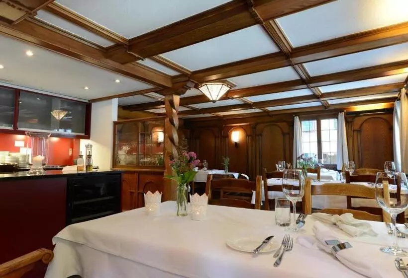 ホテル Gasthaus Engel