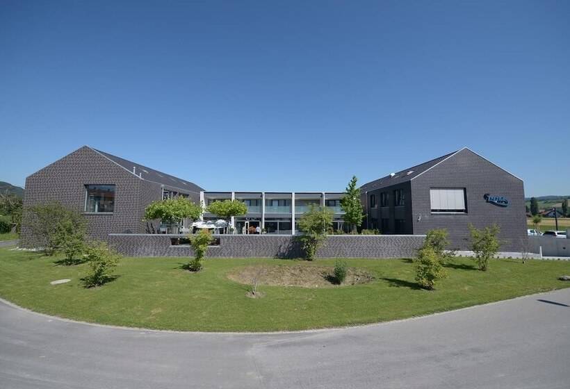 בית מלון כפרי Q.c.m. Campus