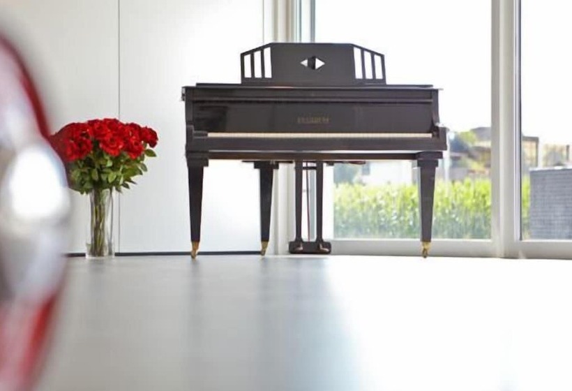 בית מלון כפרי Q.c.m. Campus