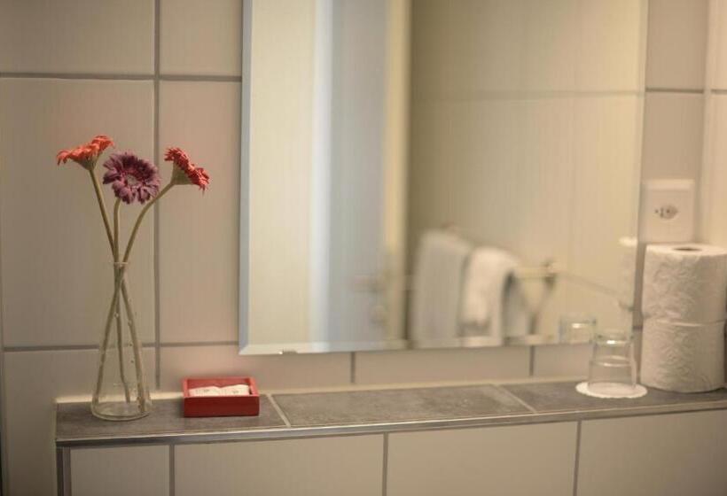 בית מלון כפרי Q.c.m. Campus