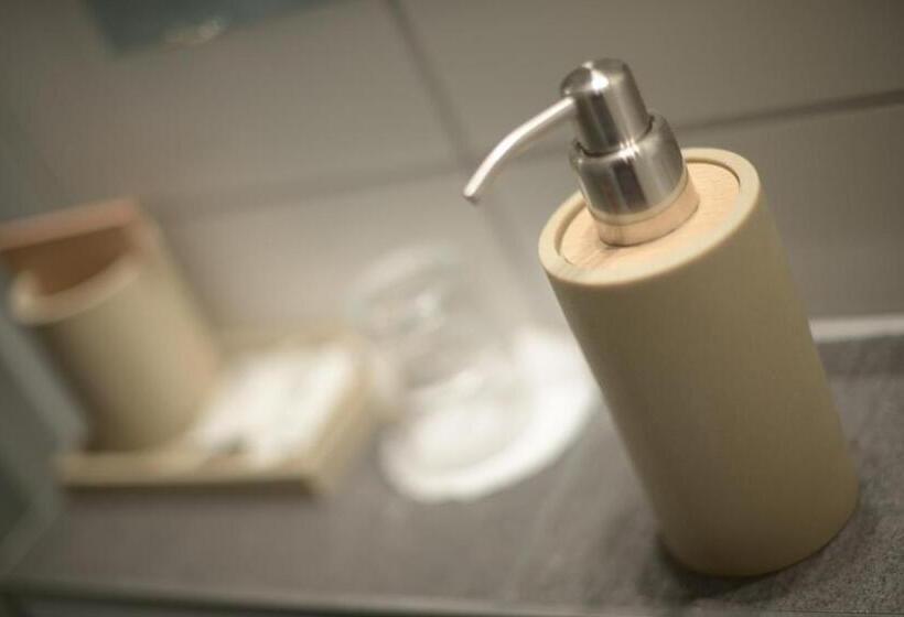 בית מלון כפרי Q.c.m. Campus