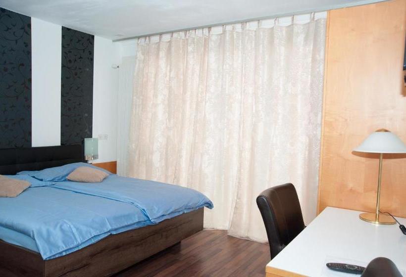 בית מלון כפרי White Horse