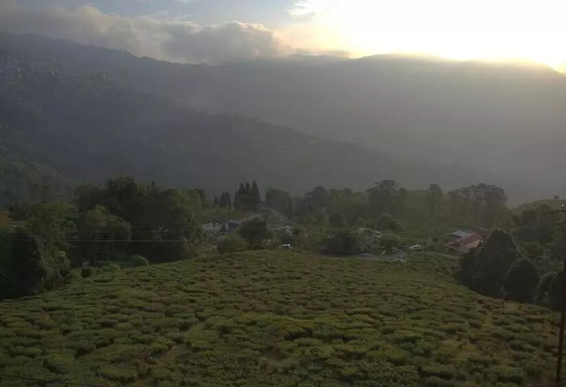 Aamiaismajoitus (B&B) Yakhthung Homestays
