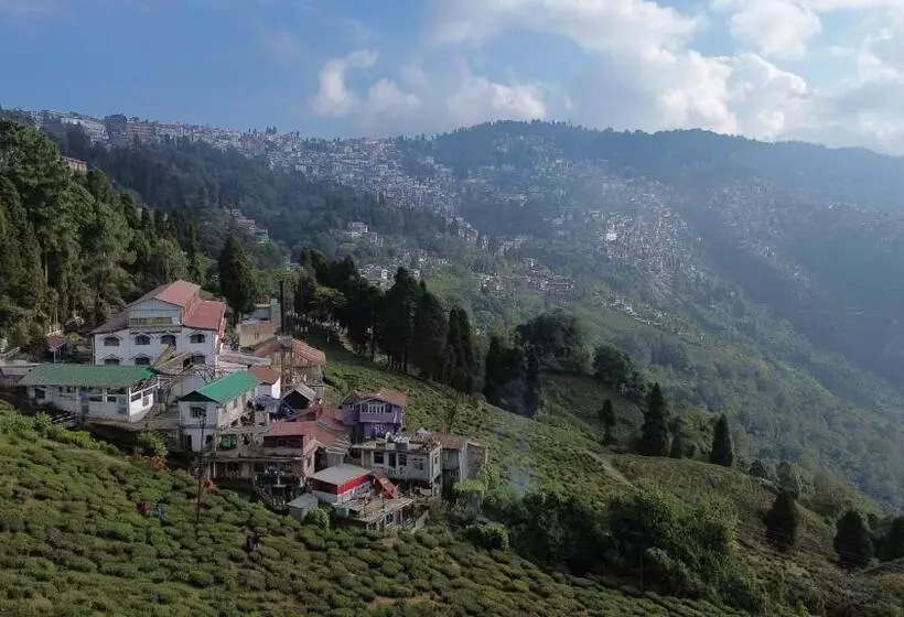 Aamiaismajoitus (B&B) Yakhthung Homestays