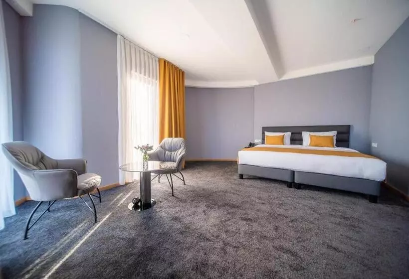 ホテル Burki Castle & Cellar