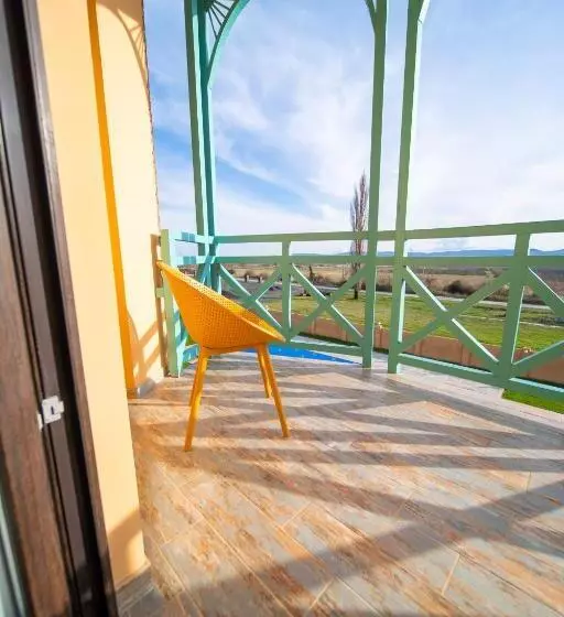 ホテル Burki Castle & Cellar